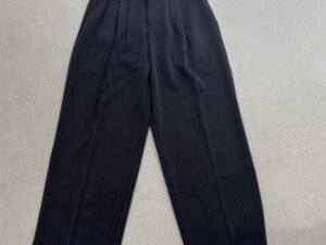 Formal pants with two buttons