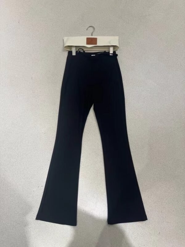 Fit formal pants with wide legs