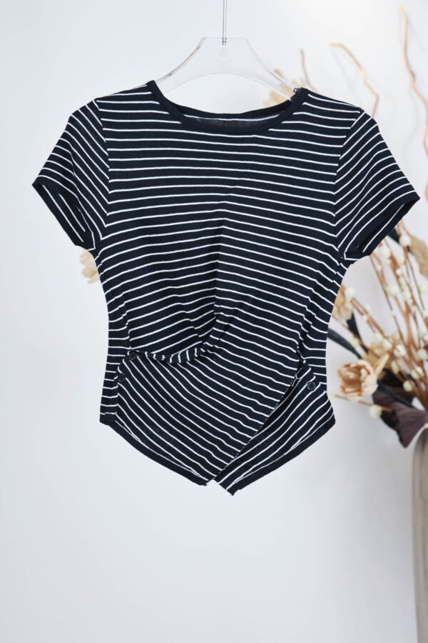 Stylish t-shirt - Image 4